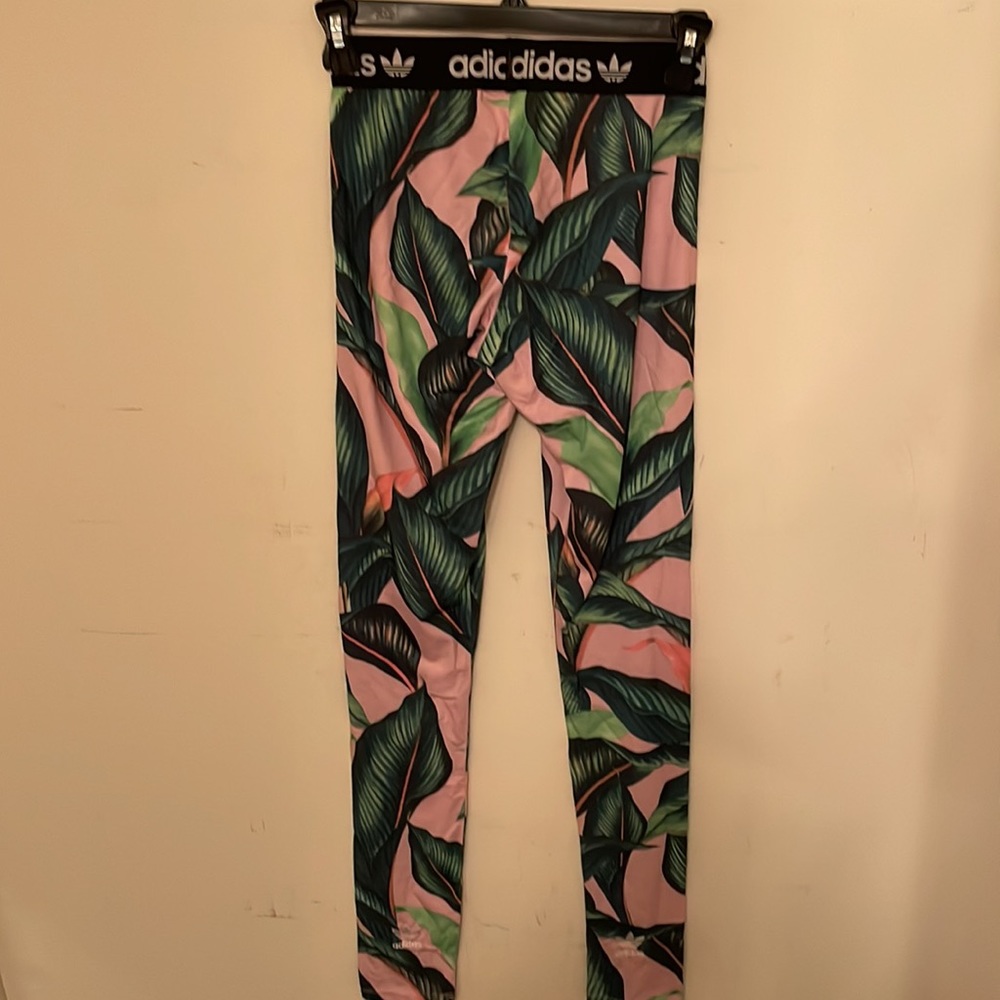 Adidas - Picture 4 of 5